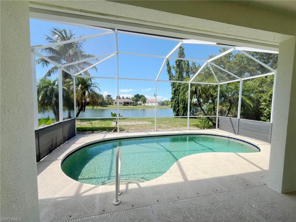 812 Grand Rapids BLVD, NAPLES FL 34120-17