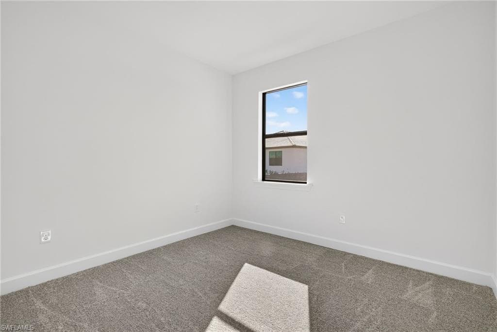 3999 Sweet Alyssum TER, ALVA FL 33920-16