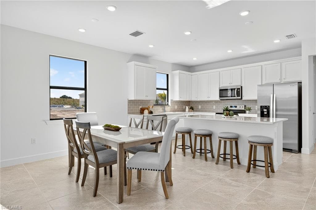 3999 Sweet Alyssum TER, ALVA FL 33920-11