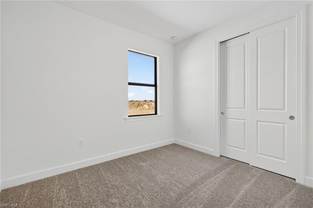 3999 Sweet Alyssum TER, ALVA FL 33920-17