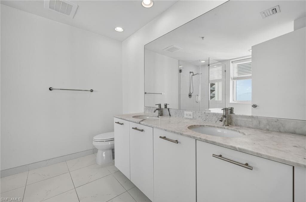 3000 Oasis Grand BLVD # 2307, FORT MYERS FL 33916-21