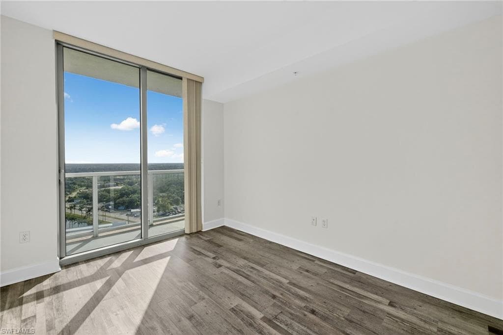 3000 Oasis Grand BLVD # 2307, FORT MYERS FL 33916-23