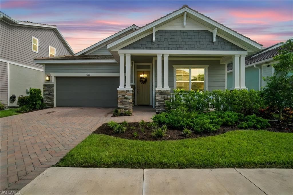 3387 Pilot CIR, NAPLES FL 34120-1