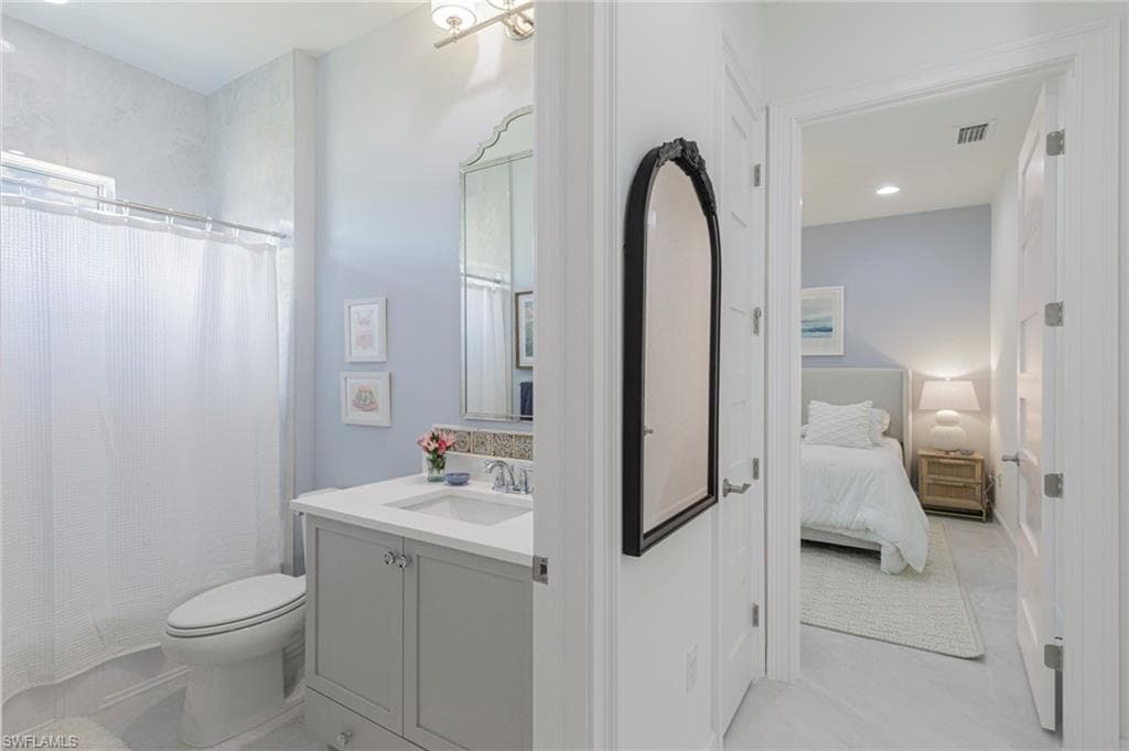 8963 Gustavia CT, NAPLES FL 34112-26