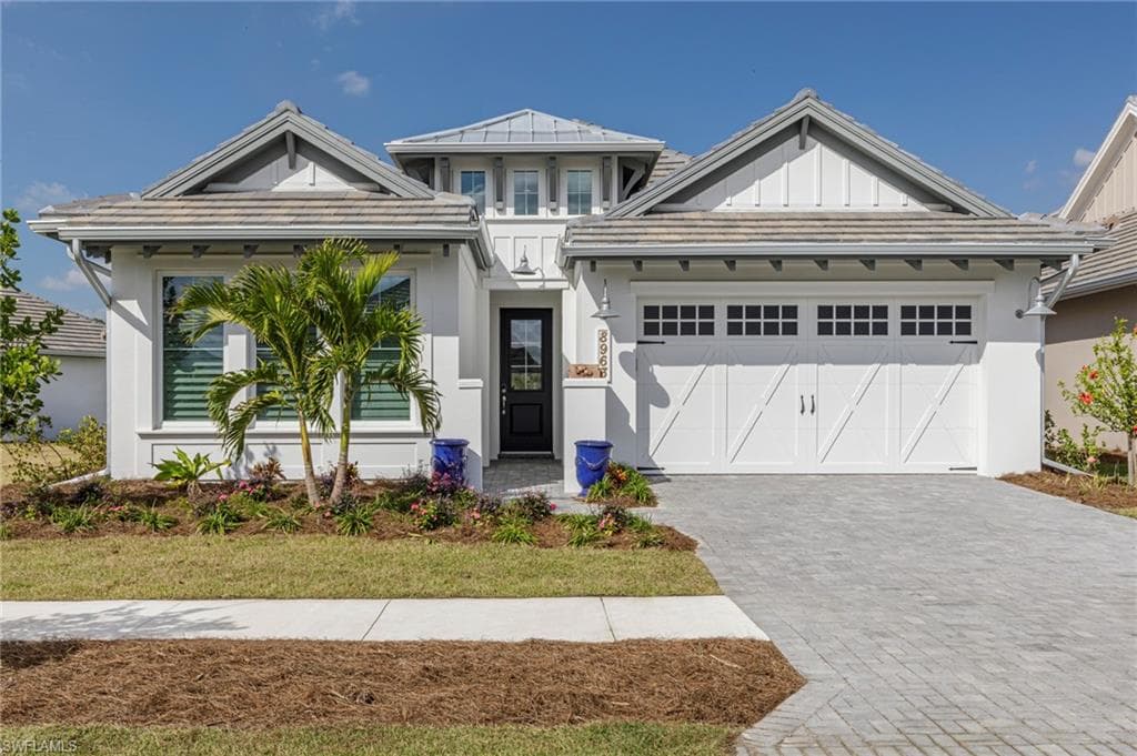 8963 Gustavia CT, NAPLES FL 34112-1