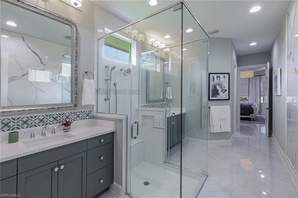 8963 Gustavia CT, NAPLES FL 34112-15