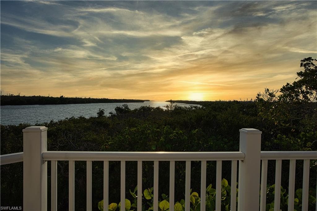 5438 Shearwater DR, SANIBEL FL 33957-27