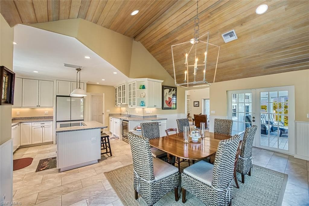 5438 Shearwater DR, SANIBEL FL 33957-8