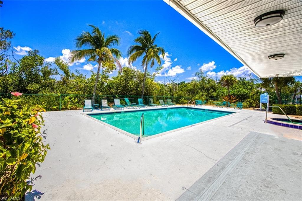 5438 Shearwater DR, SANIBEL FL 33957-29