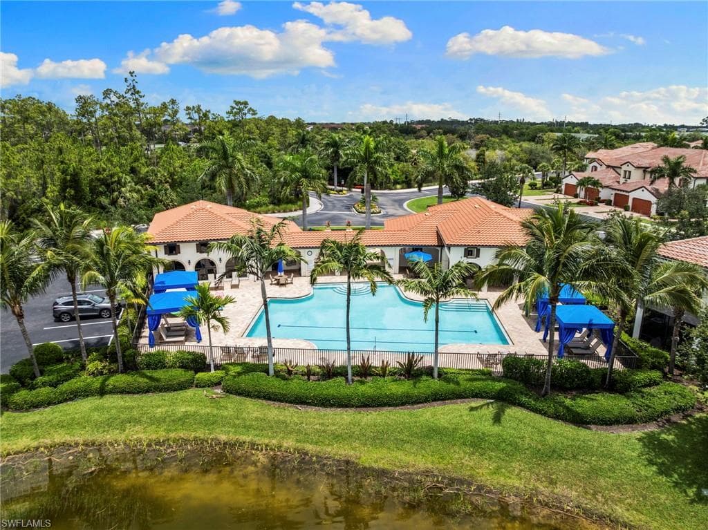 15140 Palmer Lake CIR # 201, NAPLES FL 34109-35