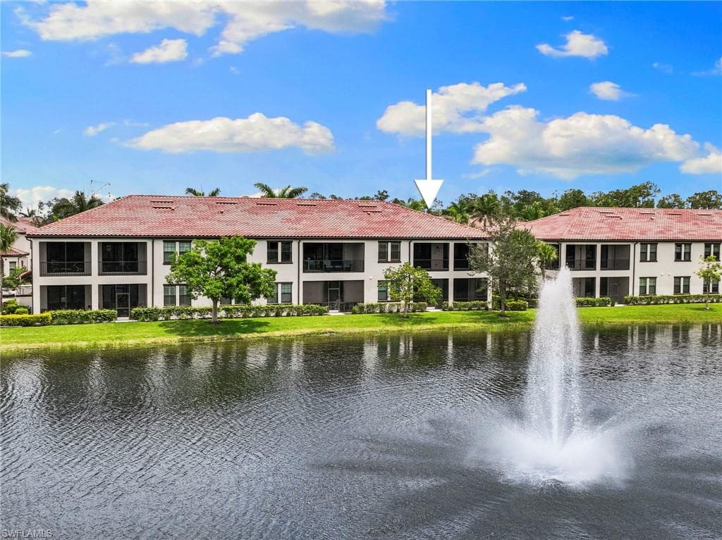 15140 Palmer Lake CIR # 201, NAPLES FL 34109-33
