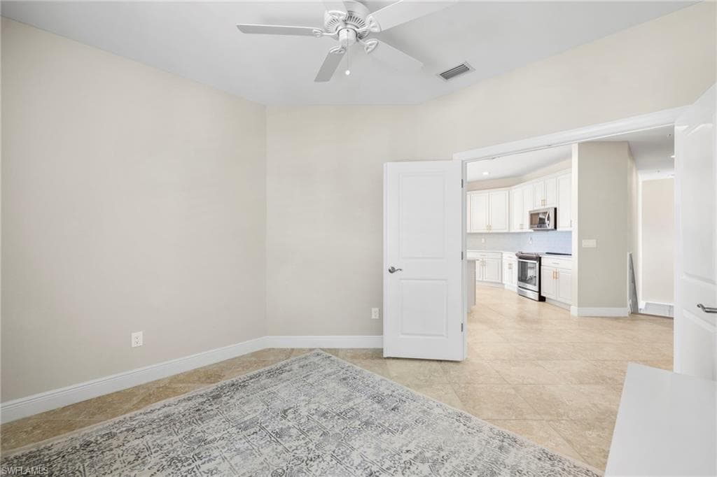 15140 Palmer Lake CIR # 201, NAPLES FL 34109-14