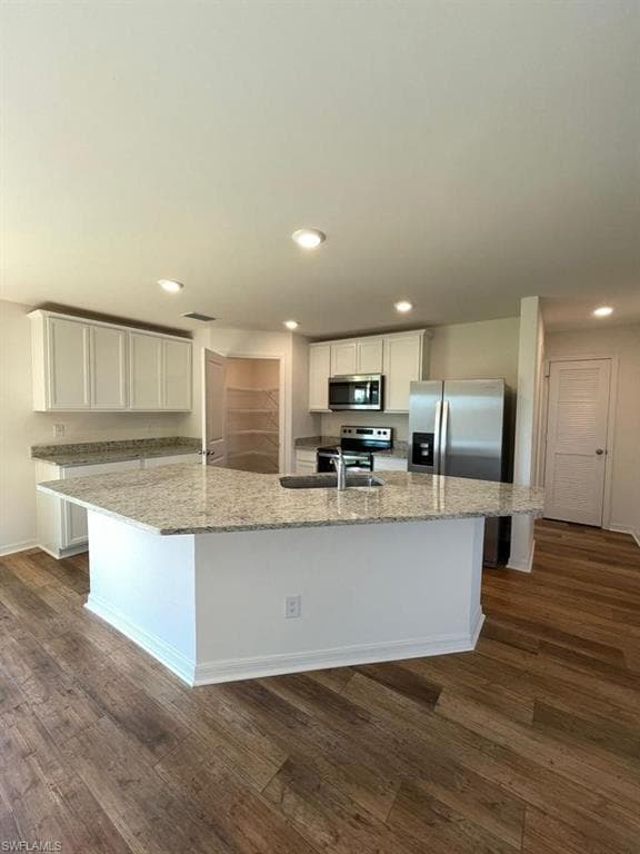 861 Winwood CIR, FORT MYERS FL 33913-6