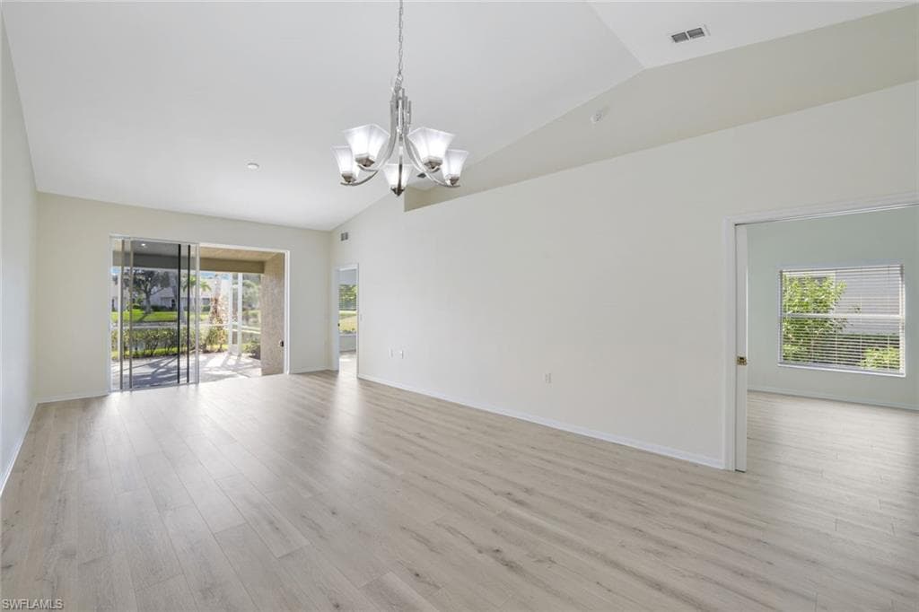 6187 Mandalay CIR # 32, NAPLES FL 34112-3