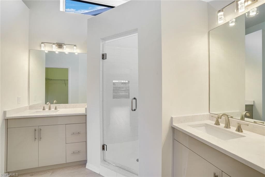 6187 Mandalay CIR # 32, NAPLES FL 34112-7