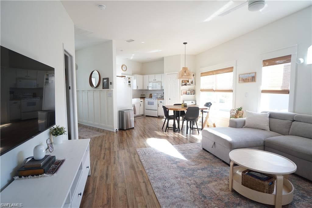 10740 Pearl Bay CIR, ESTERO FL 33928-13