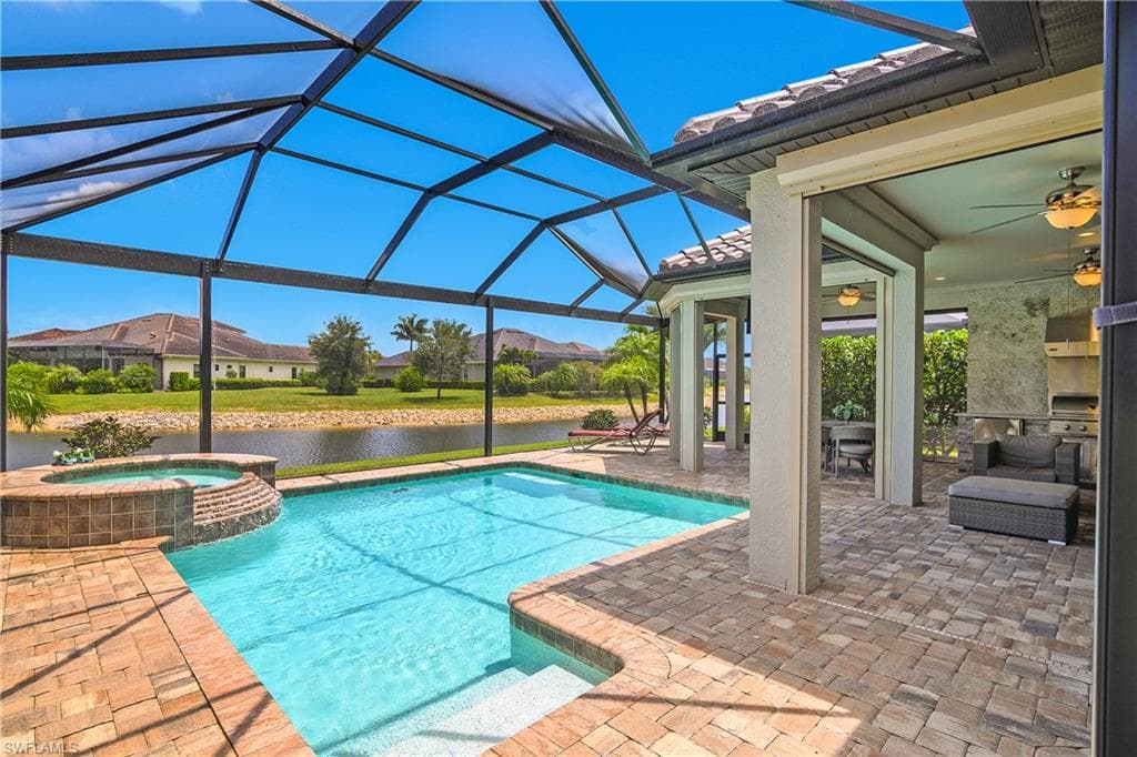 9126 Trivoli TER, NAPLES FL 34119-7