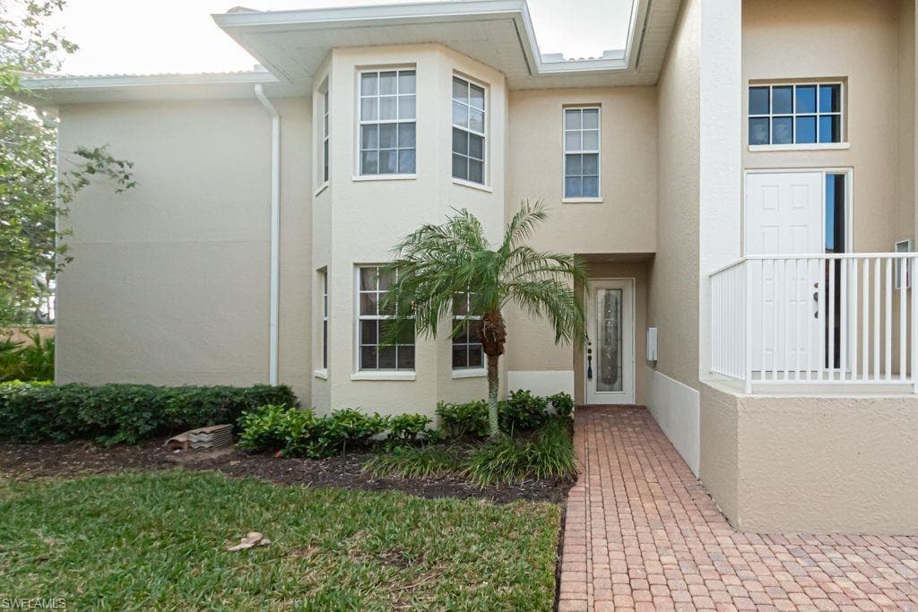3301 Coconut Island DR 101-2