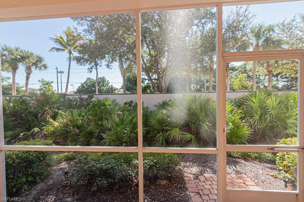 3301 Coconut Island DR 101-31