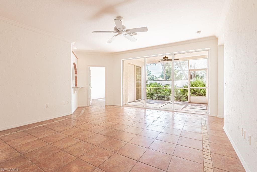 3301 Coconut Island DR 101-4