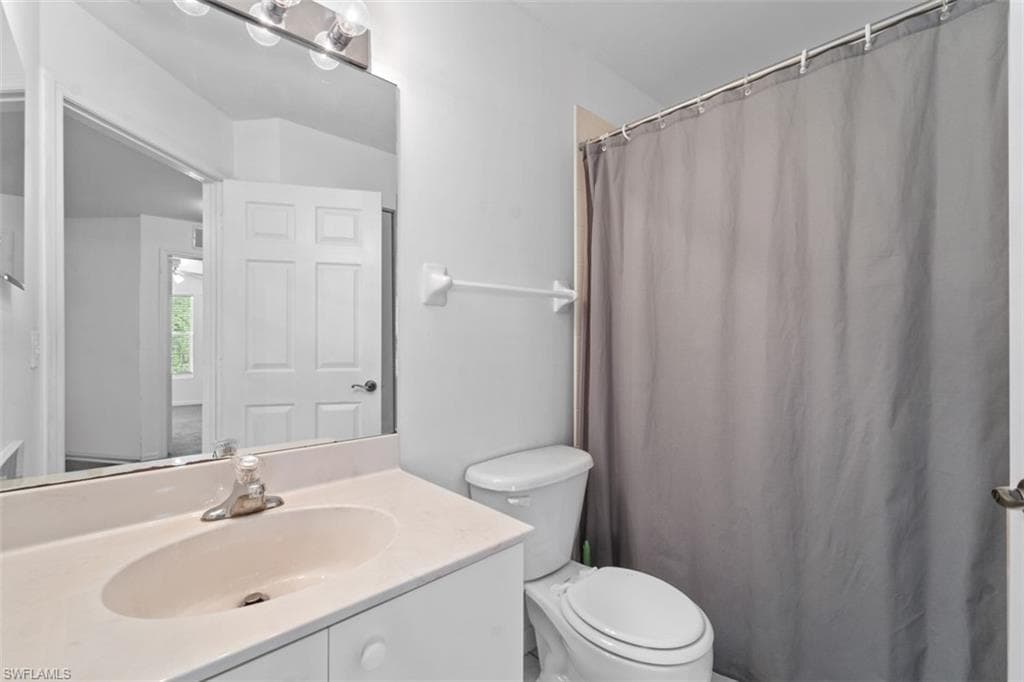 3637 Pine Oak CIR # 105, FORT MYERS FL 33916-29