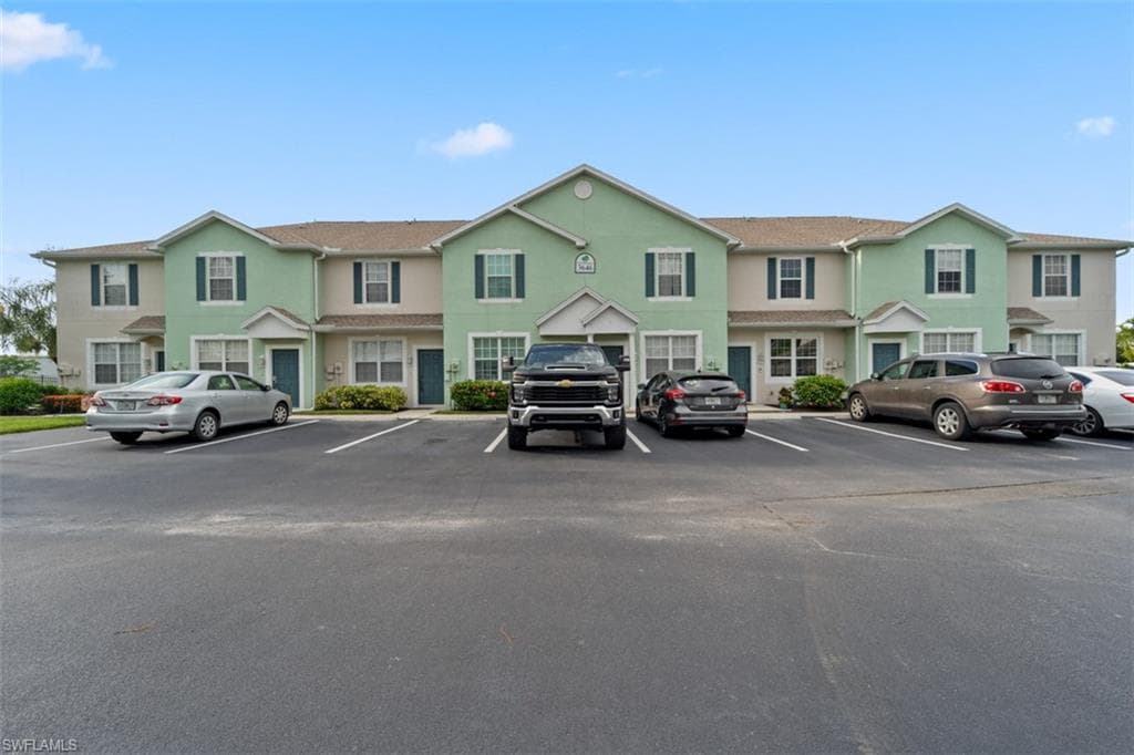 3646 Pine Oak CIR # 105, FORT MYERS FL 33916-23