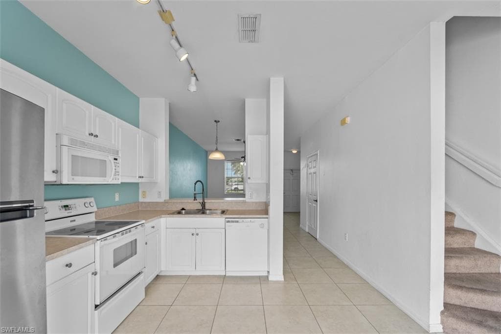 3646 Pine Oak CIR # 105, FORT MYERS FL 33916-9