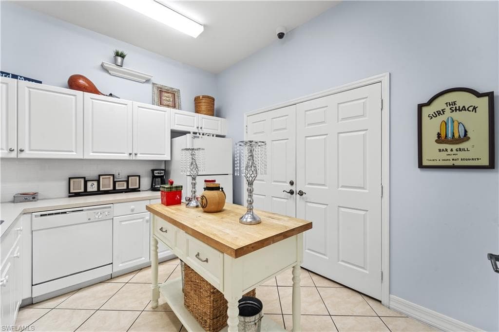 3646 Pine Oak CIR # 105, FORT MYERS FL 33916-34