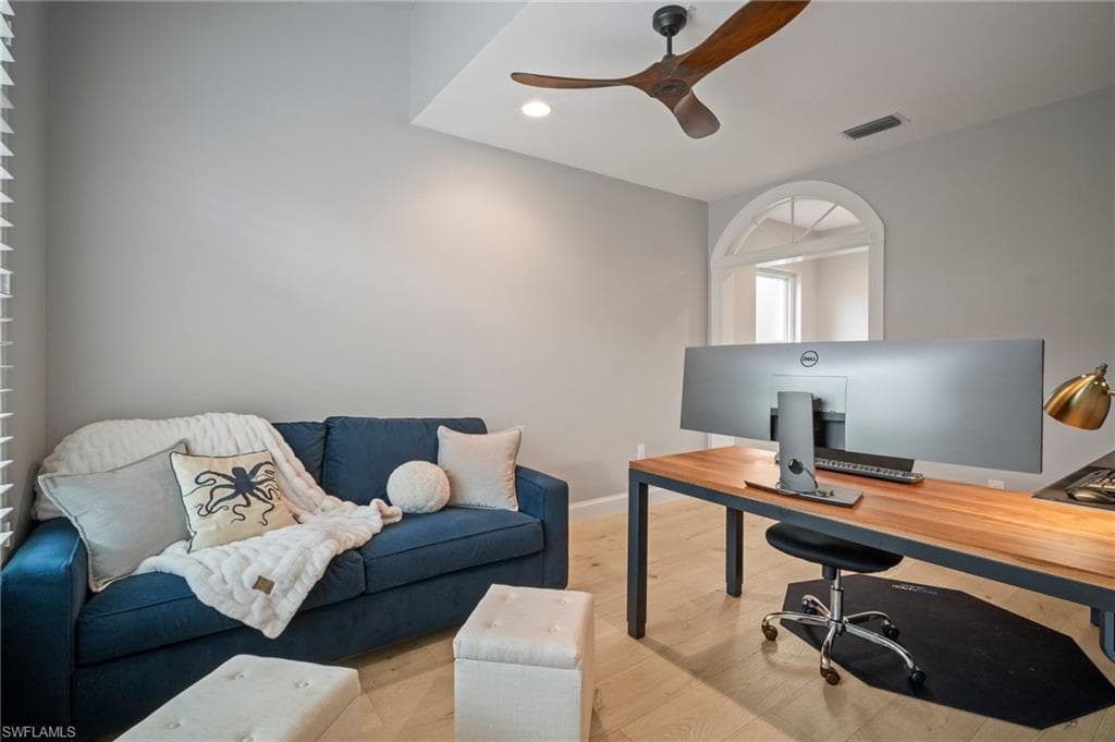 11448 Quail Village WAY, NAPLES FL 34119-18