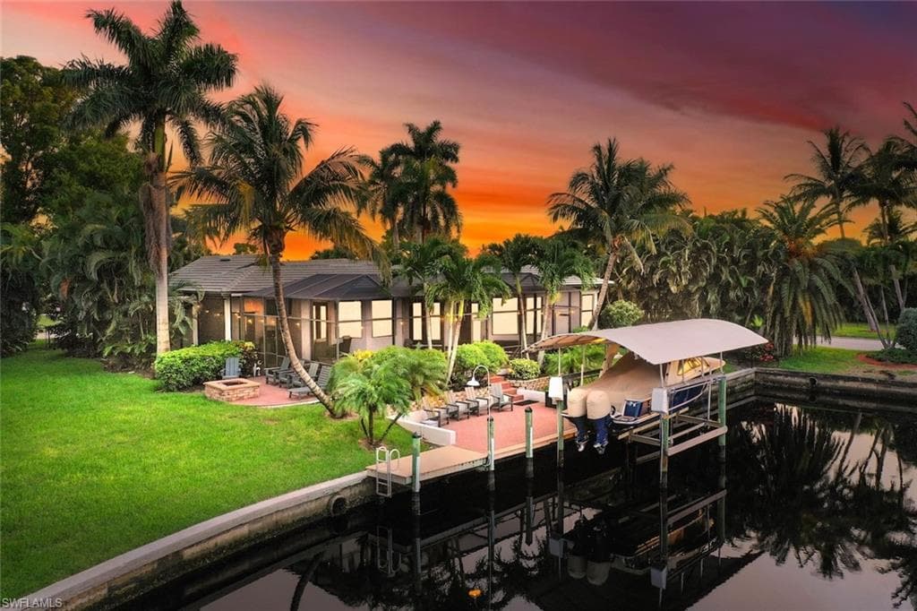 1041 S Town and River DR, FORT MYERS FL 33919-1