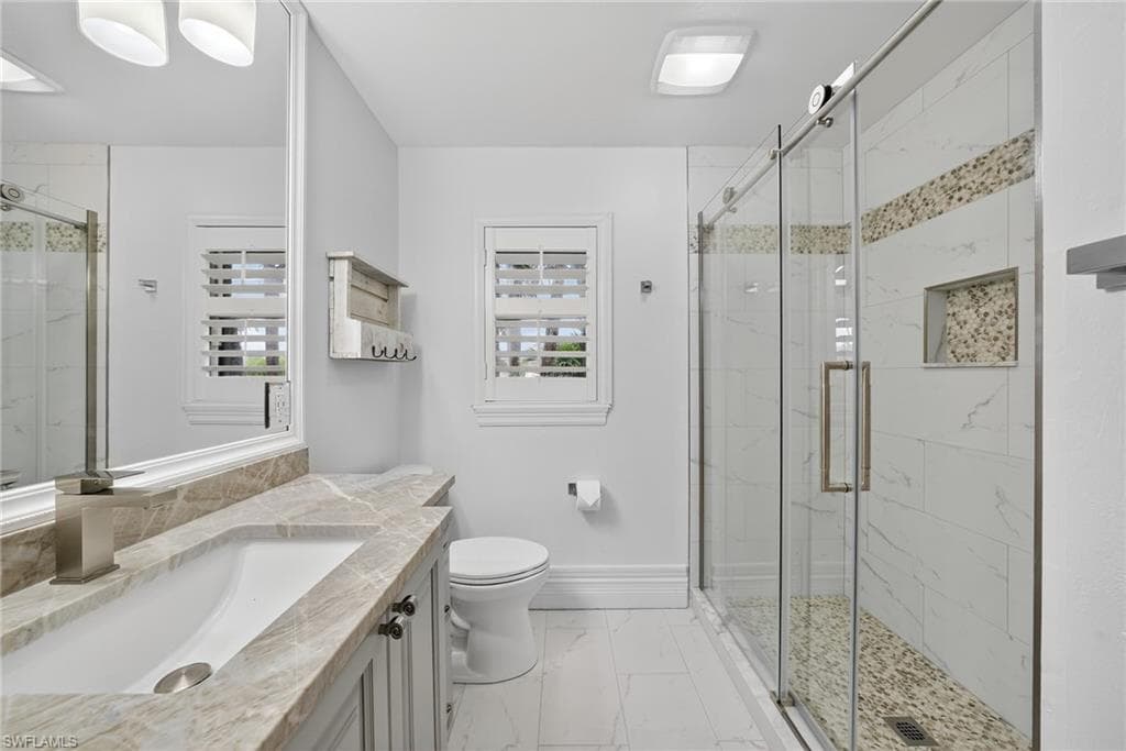 1041 S Town and River DR, FORT MYERS FL 33919-33