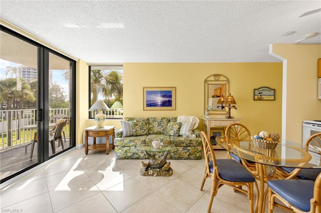 8701 Estero BLVD # 105, BONITA SPRINGS FL 33931-5