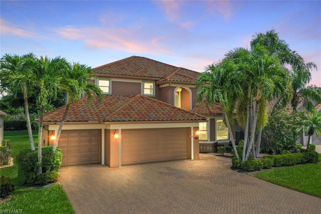 13830 Farnese DR, ESTERO FL 33928-32