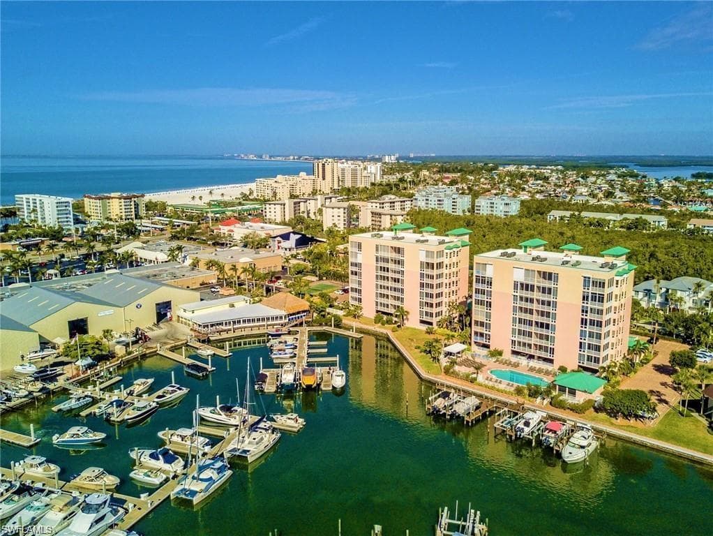 170 Lenell RD # 202, FORT MYERS BEACH FL 33931-31