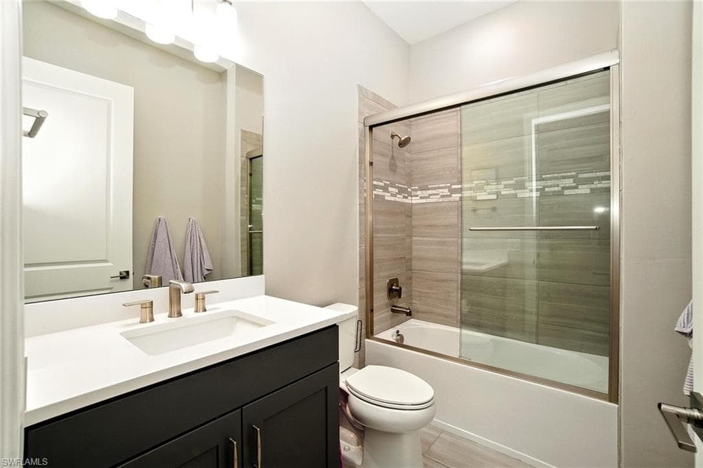 17548 Kinzie LN, ESTERO FL 33928-11