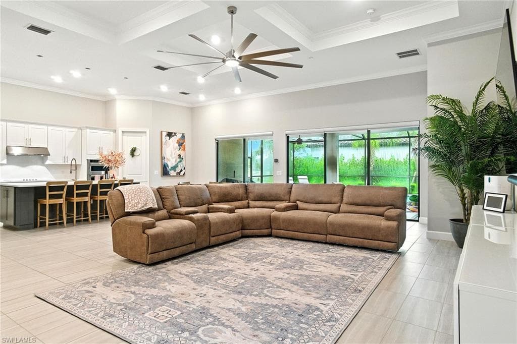 17548 Kinzie LN, ESTERO FL 33928-4