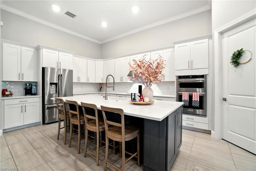 17548 Kinzie LN, ESTERO FL 33928-3