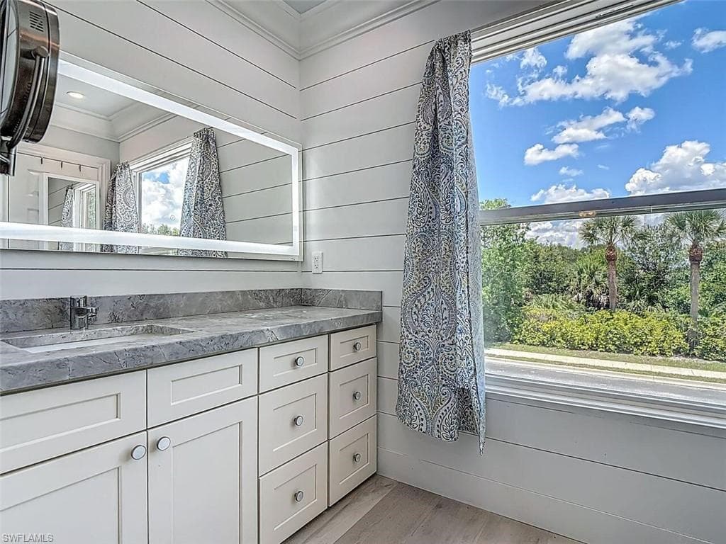 14991 Savannah DR, NAPLES FL 34119-22