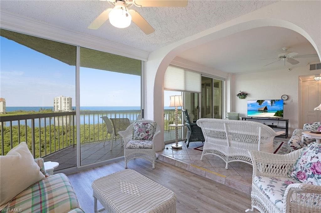 5501 Heron Point DR # 702, NAPLES FL 34108-2