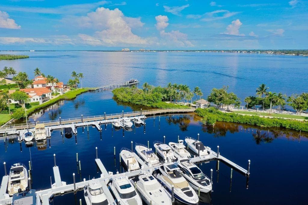 14500 Ocean Bluff DR, FORT MYERS FL 33908-3