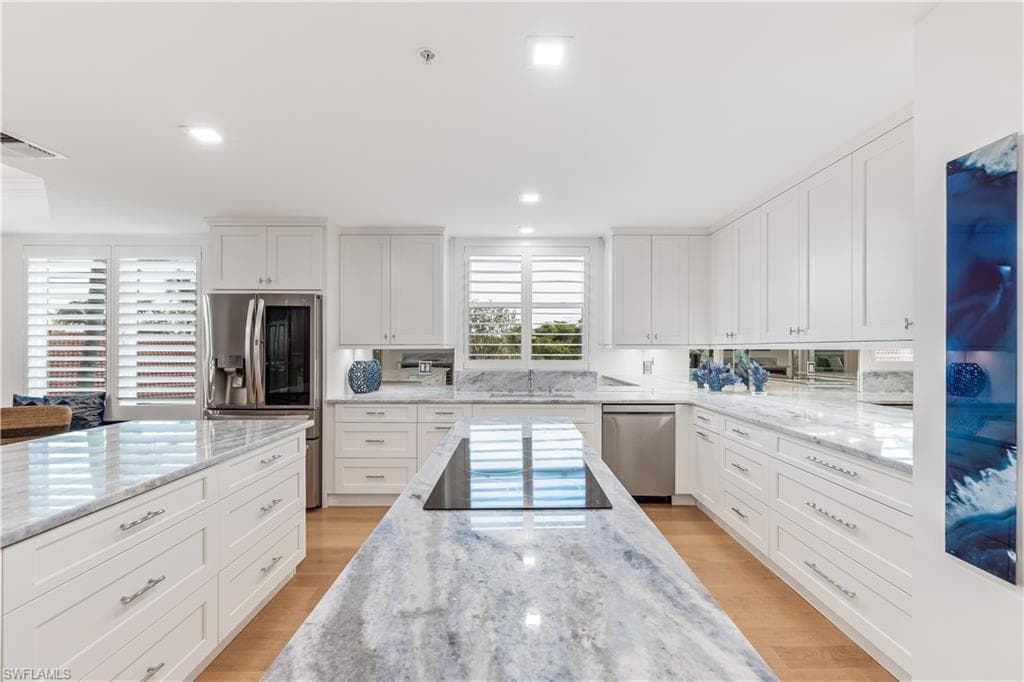 15160 Harbour Isle DR # 202, FORT MYERS FL 33908-8