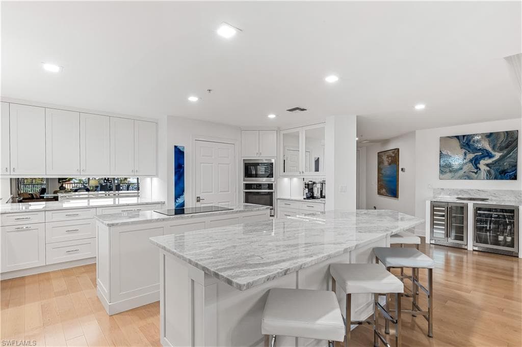 15160 Harbour Isle DR # 202, FORT MYERS FL 33908-10