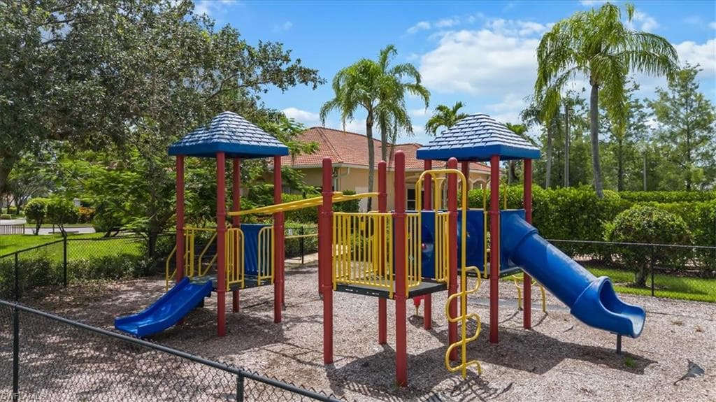 1087 Port Orange WAY, NAPLES FL 34120-42