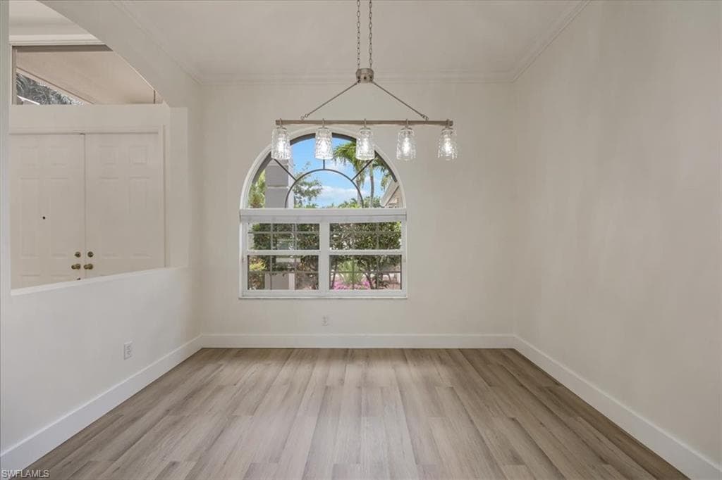 1087 Port Orange WAY, NAPLES FL 34120-6