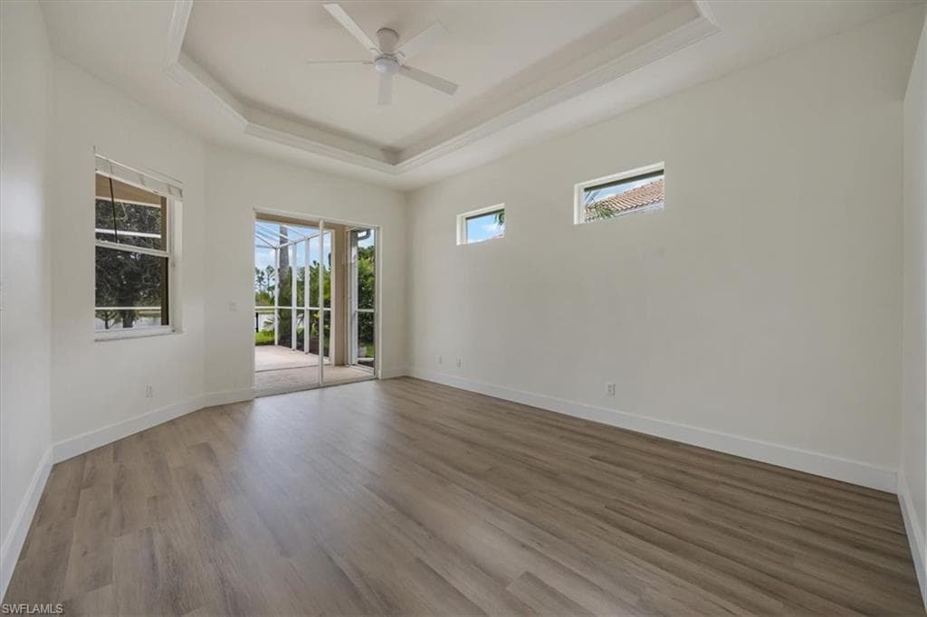 1087 Port Orange WAY, NAPLES FL 34120-18