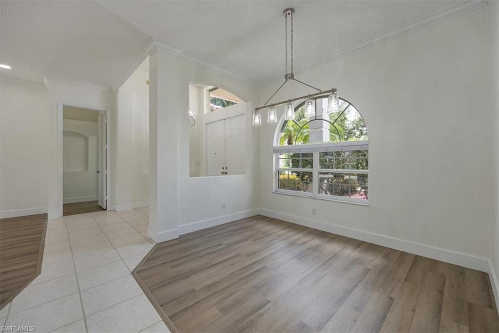 1087 Port Orange WAY, NAPLES FL 34120-7