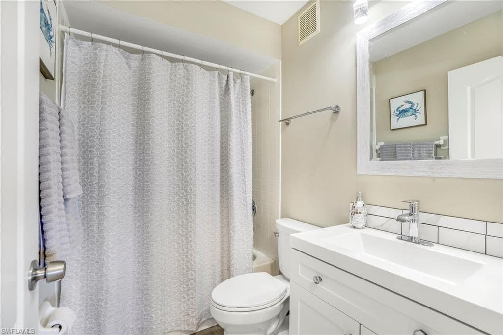 7360 Glenmoor LN # 4301, NAPLES FL 34104-10