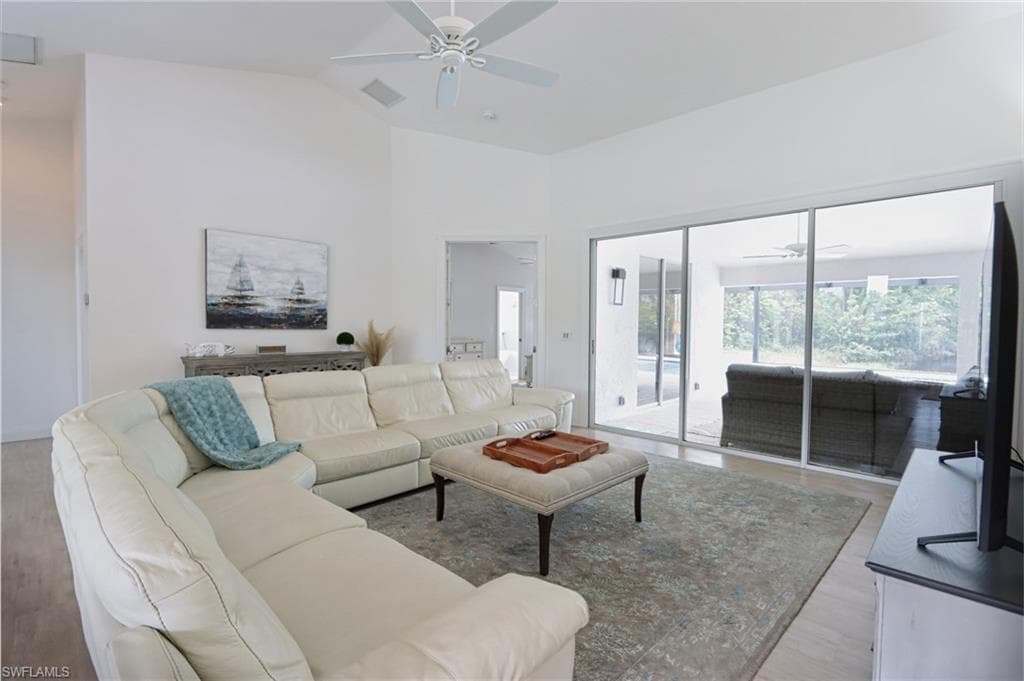 6653 Mill Run CIR, NAPLES FL 34109-6