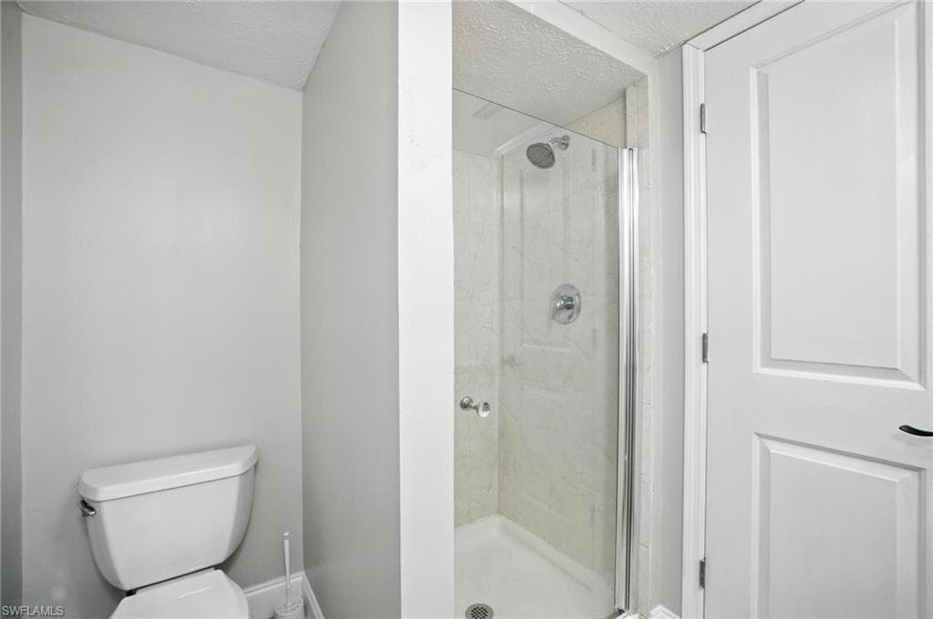 16001 Dublin CIR # 103, FORT MYERS FL 33908-14