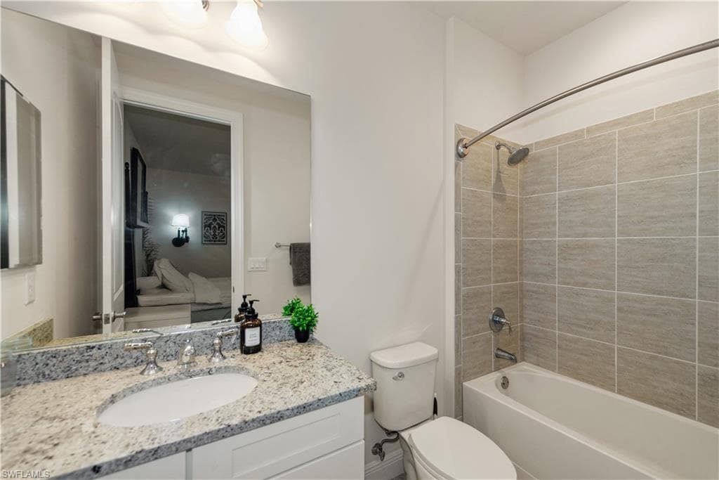 23424 Sanabria LOOP, BONITA SPRINGS FL 34135-20